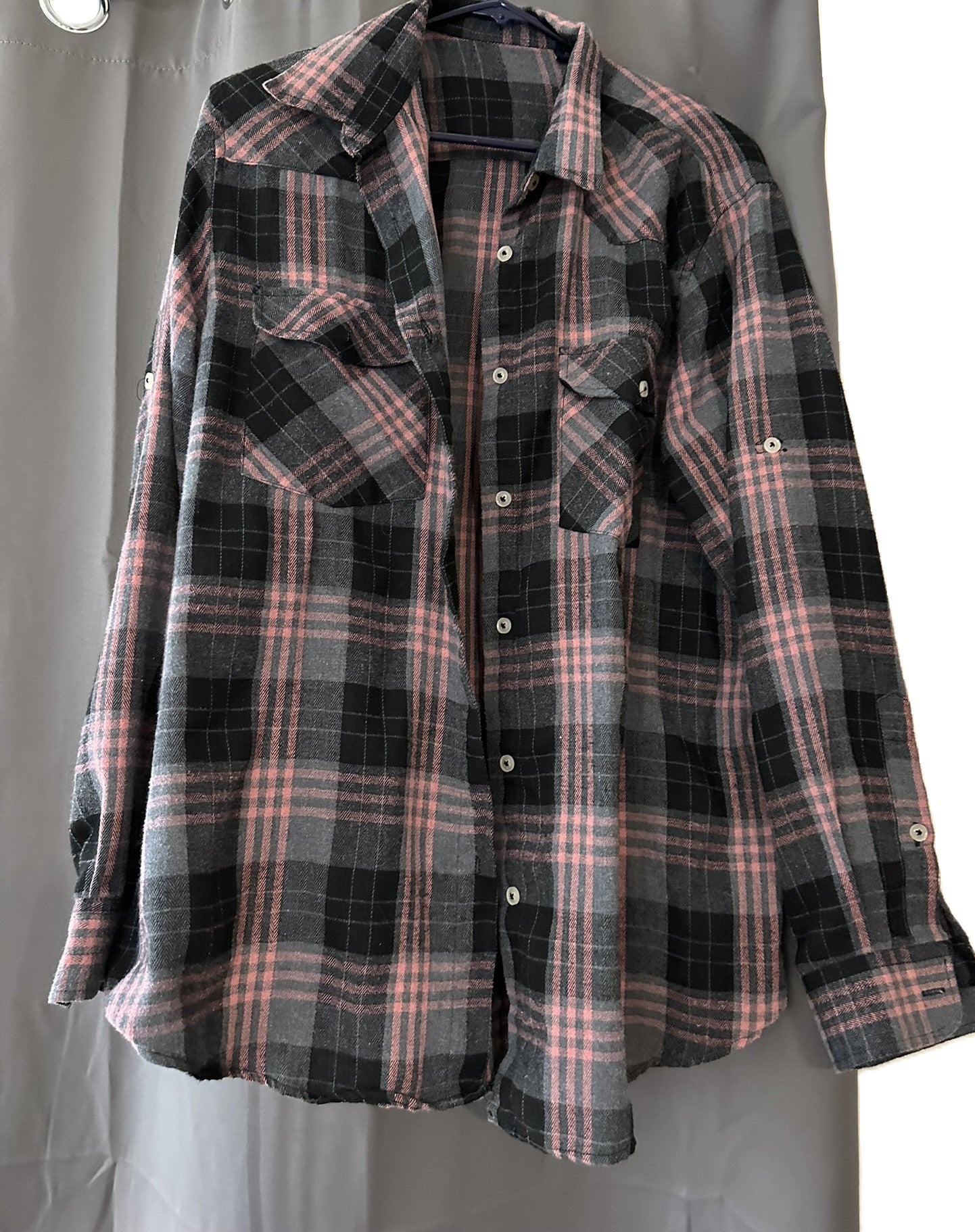 Long sleeve button up shirt *Preowned*