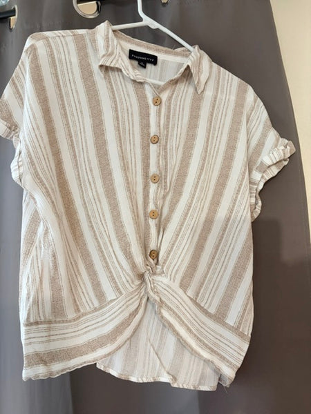 Fortune Ivy hi-lo button-up shirt XL
