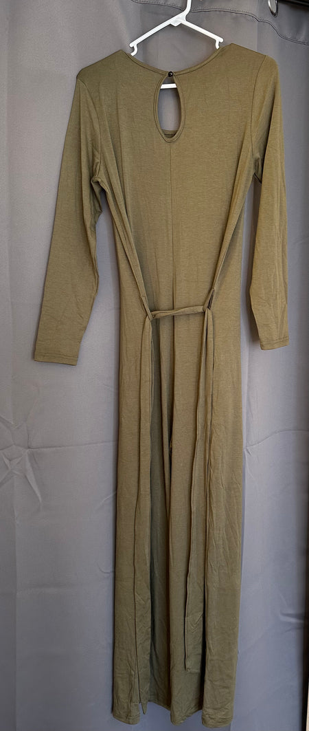Women's olive jumpsuit *Preowned*