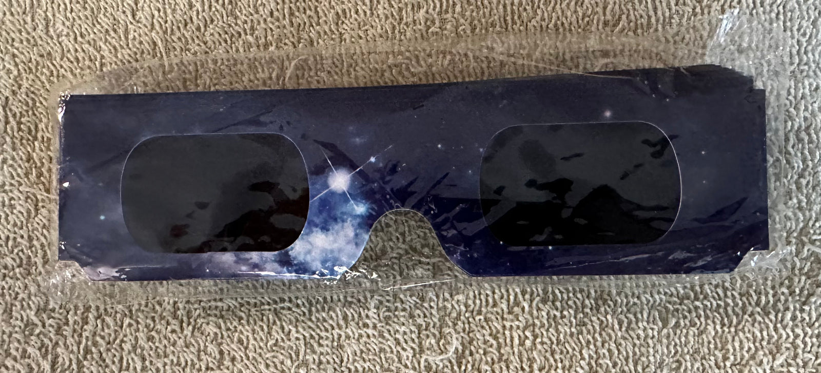 Solar elipse glasses *Preowned*