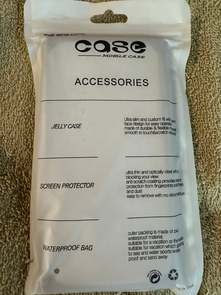 Iphone 13 phone case *Preowned*