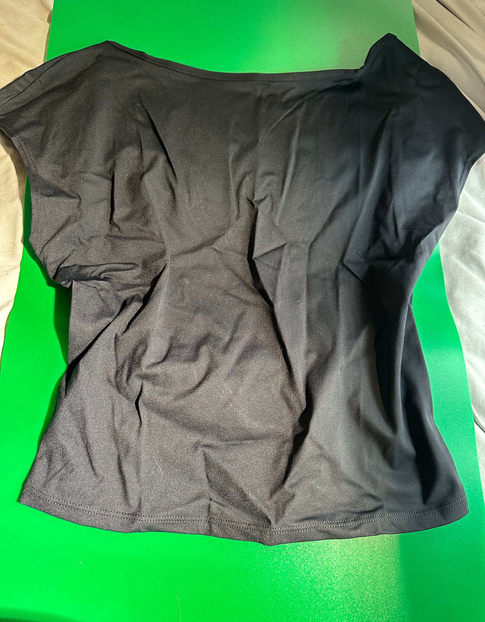 Girl's open-back shirt *Preowned*